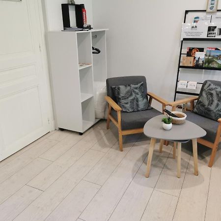 VITTEL LOC'S - LE 147 - Studio classé 2 étoiles CALME ET COSY Exterior foto